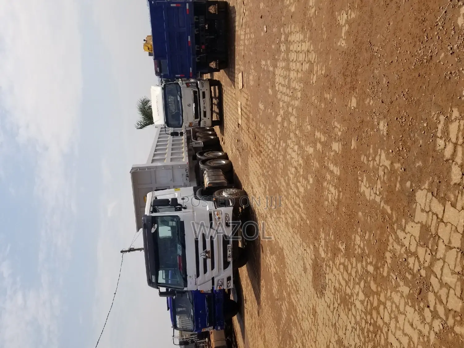 Hire Sinotrucks and Heavy Machines