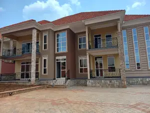 Furnished 6bdrm Duplex in Kyanja Wealthy, Nakawa for sale