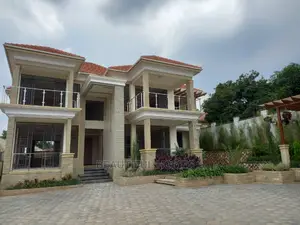 Furnished 6bdrm Duplex in Kyanja All Tarmack, Nakawa for sale