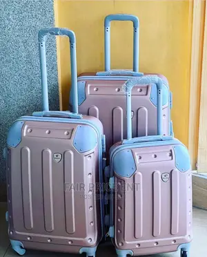 Vip Executive Plastic Suitcase.Medium.(Gray)