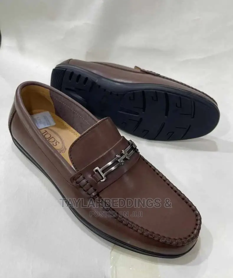 Black Brown Tods Moccasins