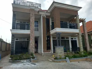 Furnished 6bdrm Mansion in Kisaasi Tarmack, Nakawa for sale