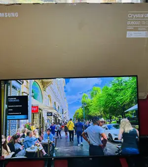 SAMSUNG 55inch Crystal UHD Smart Tv
