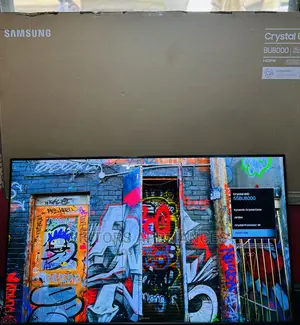 Crystal UHD SAMSUNG 55”