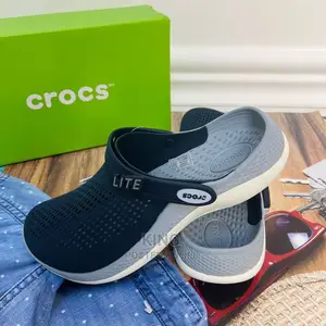 Crocs Simplistic