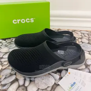 Crocs Simplistic