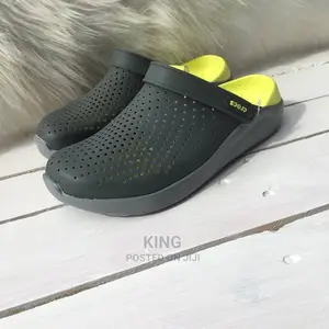 Crocs/Low-Price