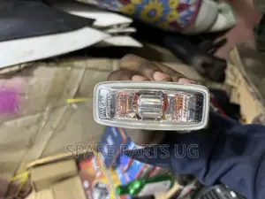 Nissan Fender Signal Lamp