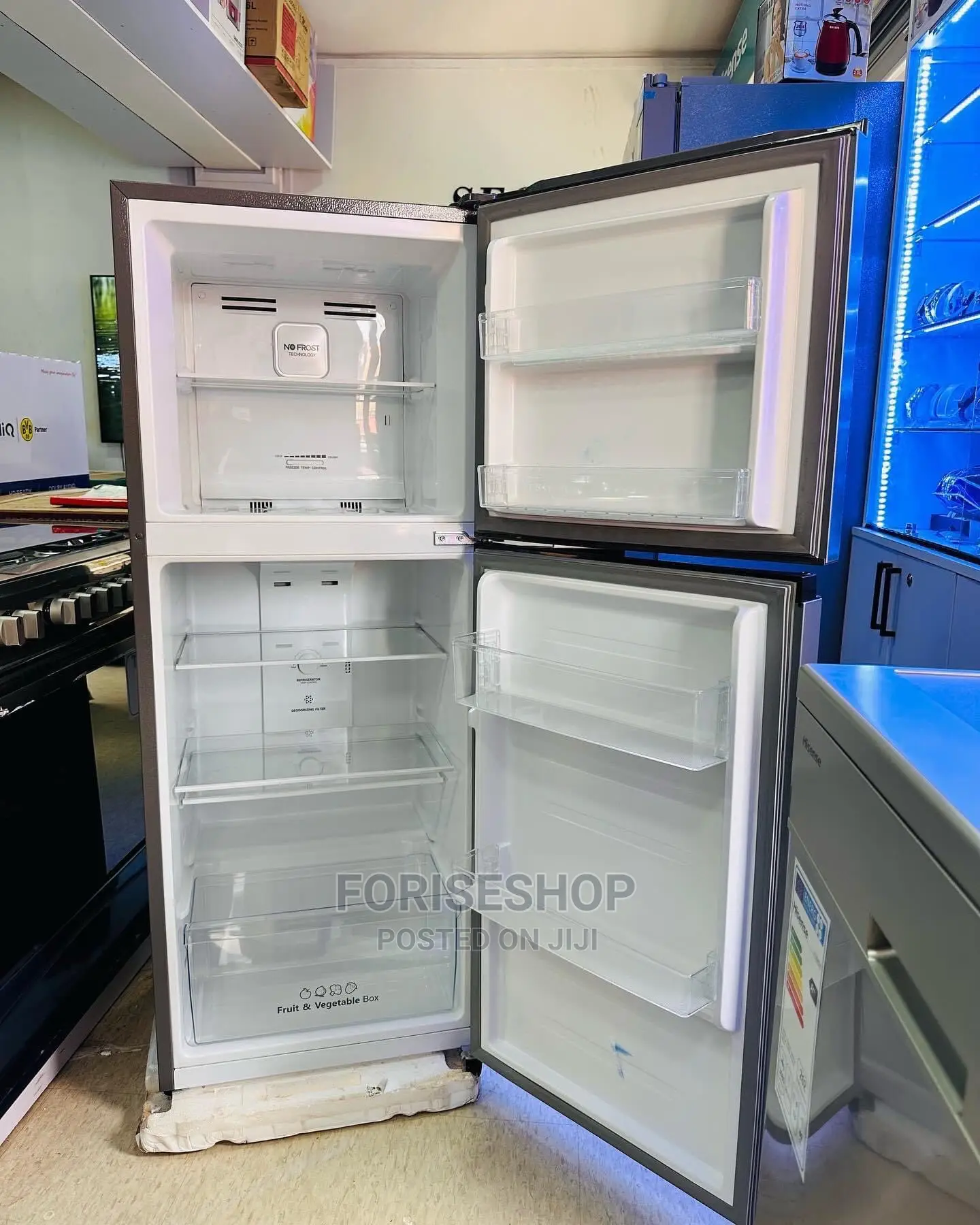 New Hisense 266l Double Door Fridge With 5yrs Warranty