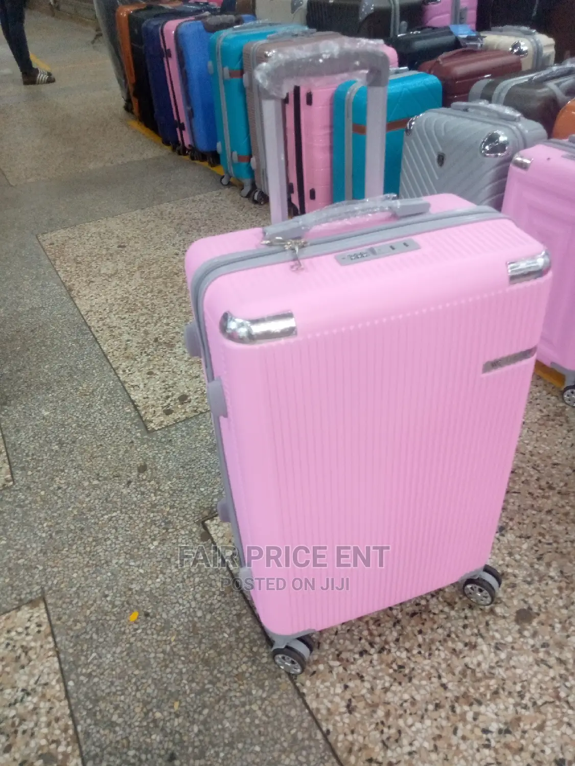 Executive Plastic Suitcases.Medium .( Pink)