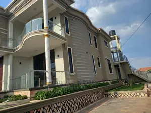 Furnished 6bdrm Duplex in Kira for sale