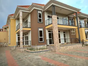 Furnished 6bdrm Mansion in Kira for sale