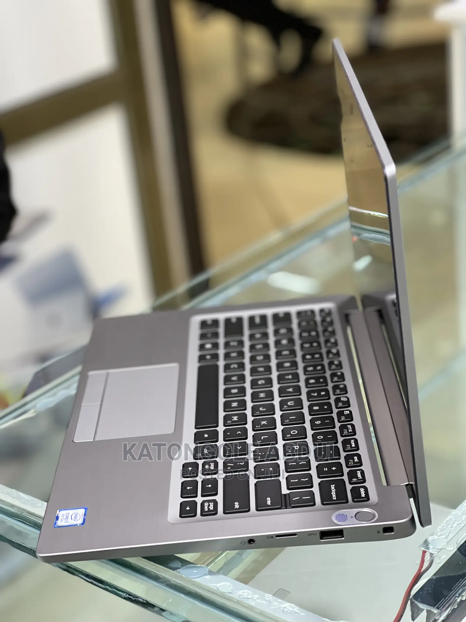 New Laptop Dell Latitude 7400 8GB Intel Core I7 SSD 512GB