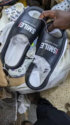 Make Shoes Crocs