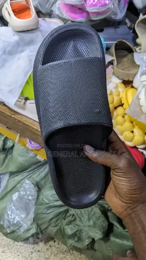 One en Two Crocs