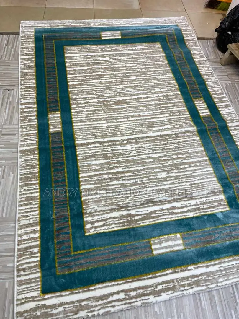 Woollen Center Rugs