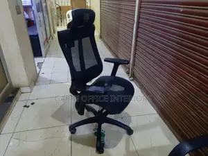 Office Chair With a Headrest
