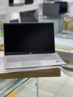 New Laptop HP Pavilion 15 8GB Intel Core I5 SSD 512GB