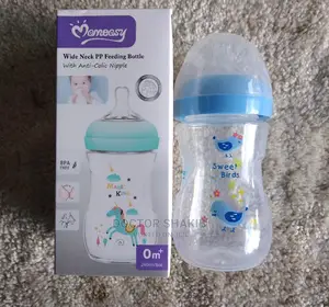 Momeasy Baby Feeding Bottle