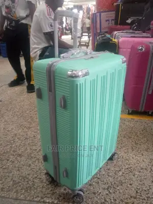Classy Plastic Suitcase. Large.( Green)