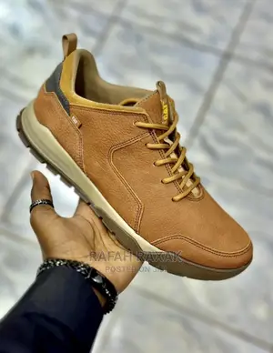 Original Brown Men’S CAT Leather Sneakers