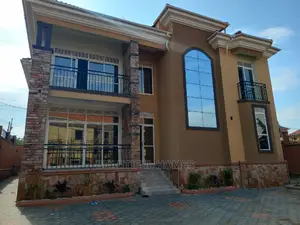 Furnished 5bdrm Mansion in Kira Tarmack for sale