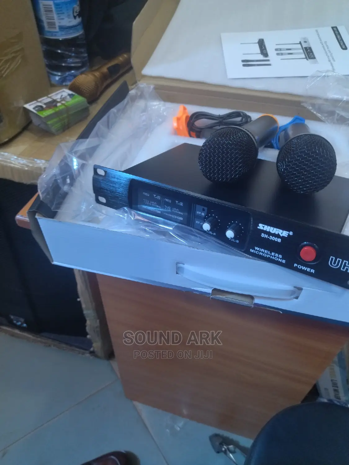 Shure Sh-300 Wireless Microphone