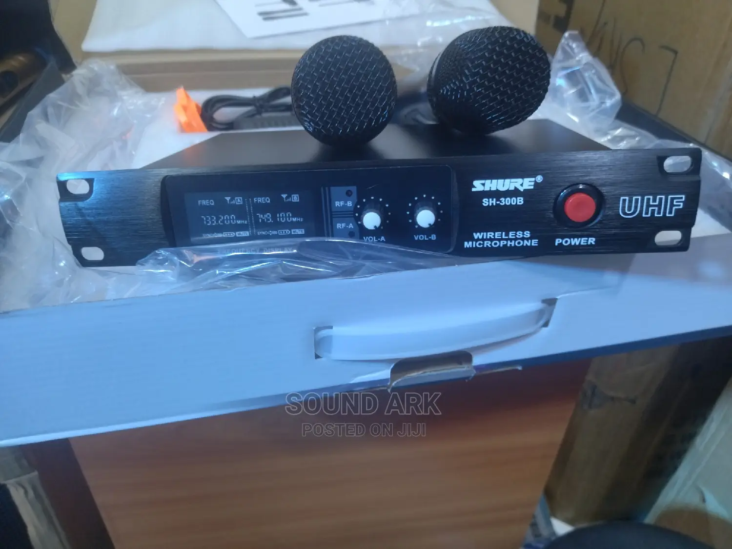 Shure Sh-300 Wireless Microphone