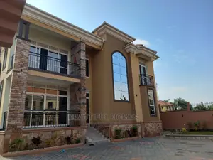 Furnished 5bdrm Duplex in Kira for sale