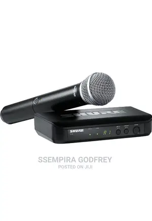 SHURE Proffessional Universal Wireless Microphones