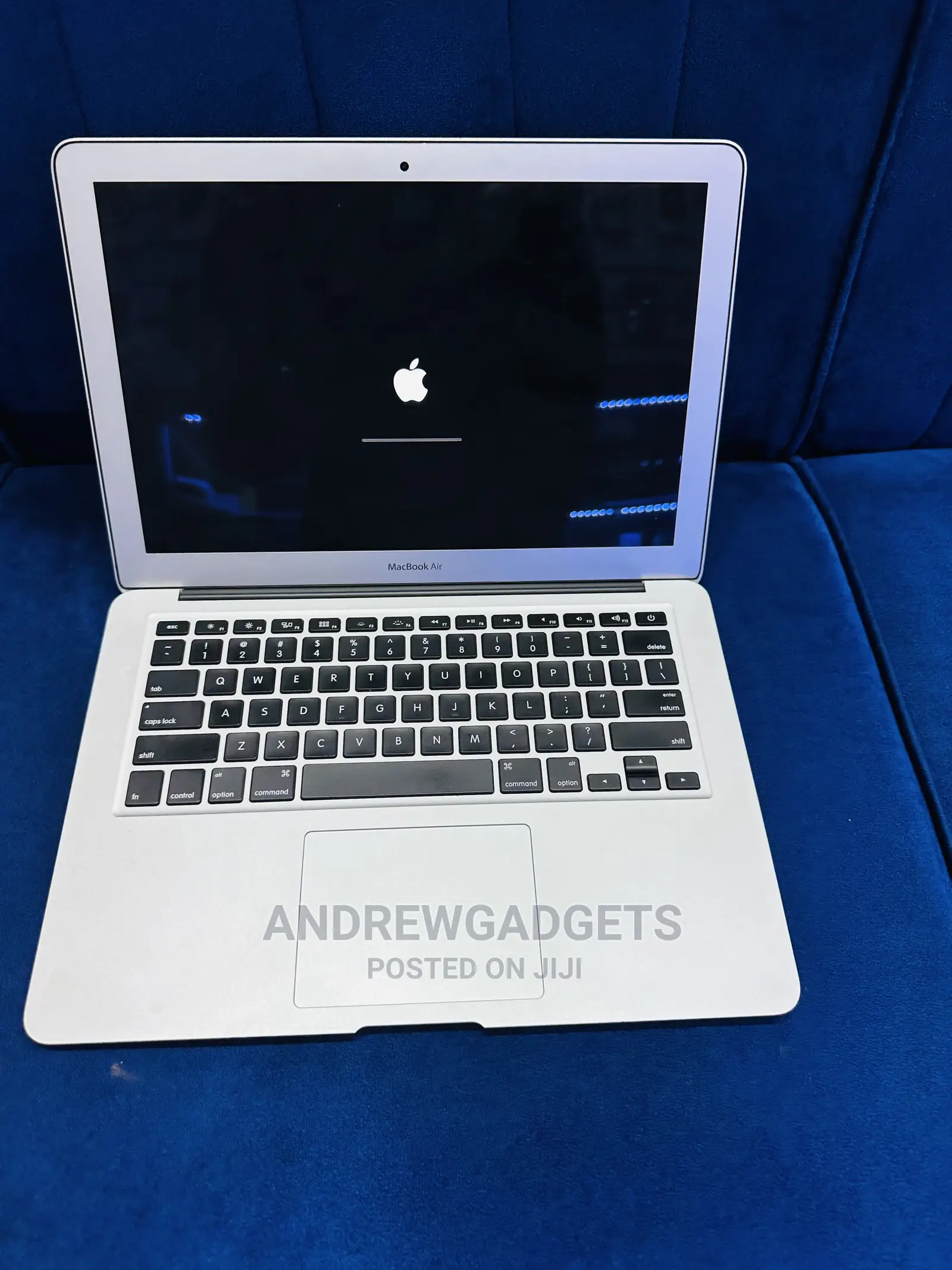 Laptop Apple MacBook Air 4GB Intel Core i5 SSD 128GB