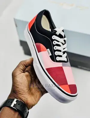 Original Unisex Checked Vans Off the Wall