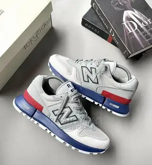 Original Grey Unisex New Balance Sneakers