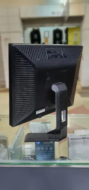 17" Dell Monitors Available in Bulk