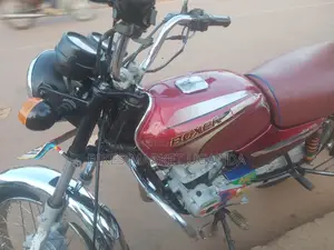 Bajaj Boxer 100 2018 Red
