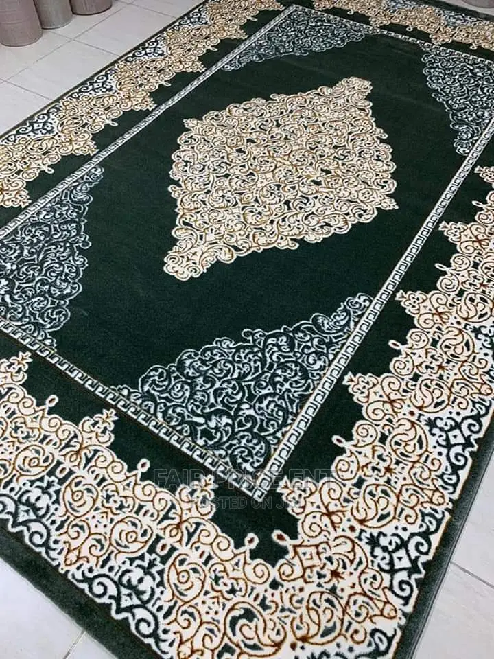 Executive Ruger Carpets.Extra Large.2x2 Mtrs.( Black )