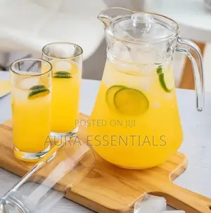 Glass Jar/ Pitcher With Plastic Lid