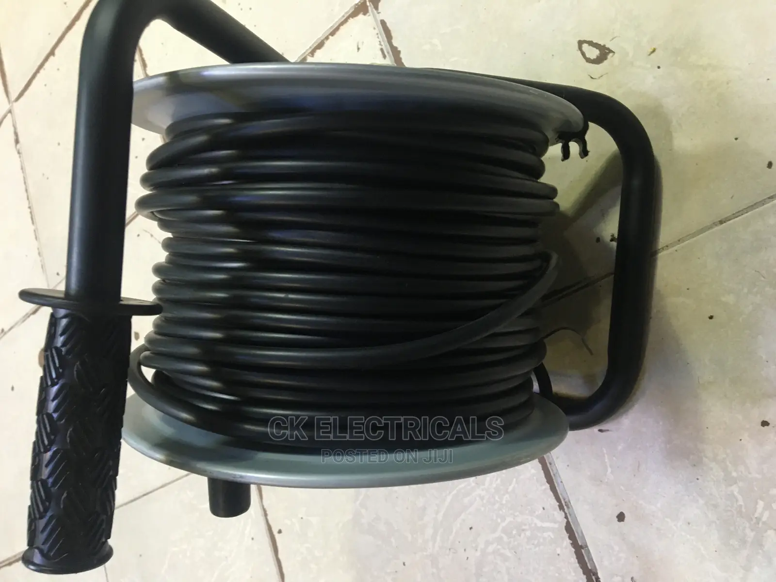 Extension Reel (Moveable Extension 25mtrs,50mtrs)