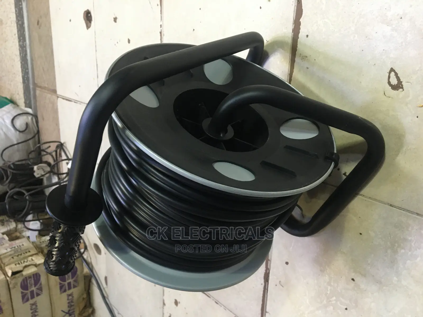 Extension Reel (Moveable Extension 25mtrs,50mtrs)