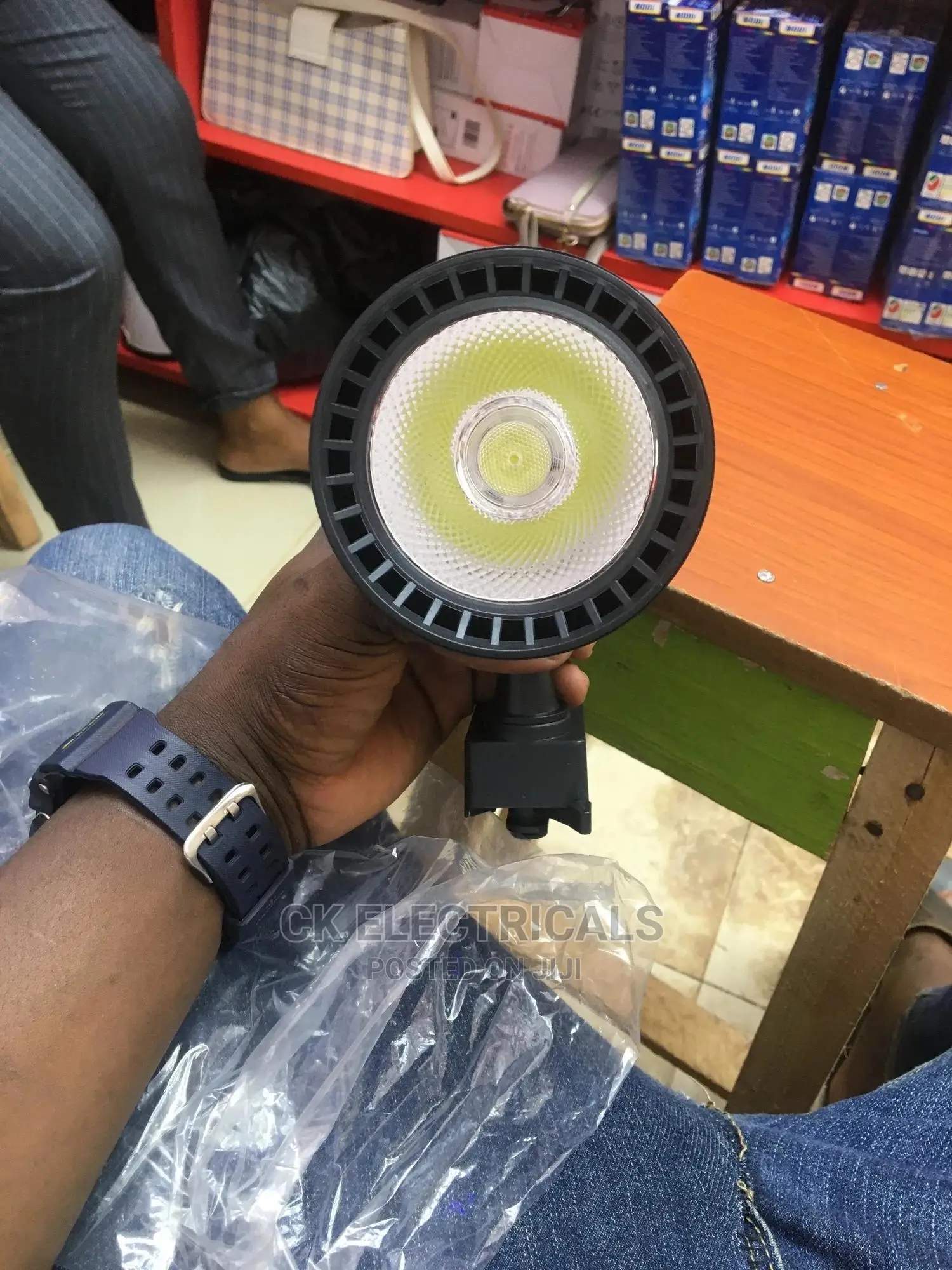 Track Light(Show Room Light)