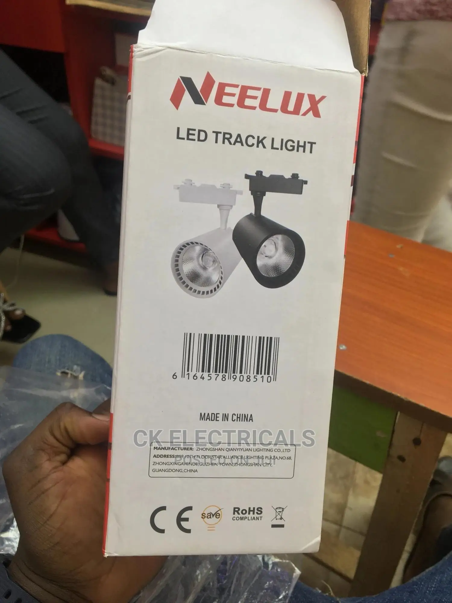 Track Light(Show Room Light)