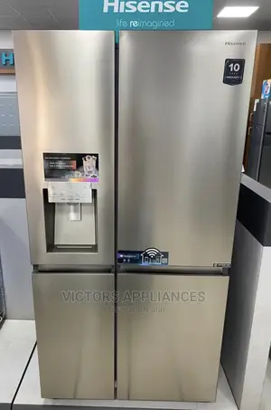 Hisense 720L Refrigerator With Water Ice Cube Make