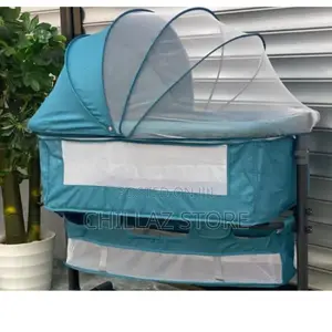 Foldable Baby Crib .