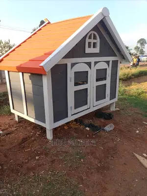 2 Roomed Dog House