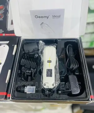 Geemy Rechargeable Shaving Machine With Battery Indicator