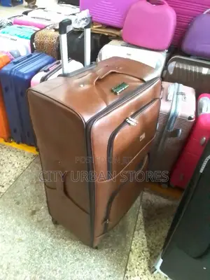 Youyae Leather Suitcase