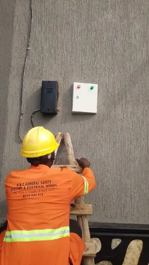 Senior Electrical Technician and Maintenance Works