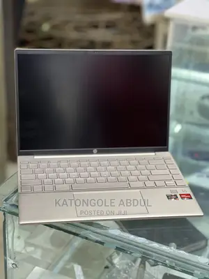 New Laptop HP Pavilion 13 16GB AMD Ryzen 7 SSD 512GB