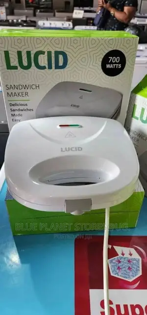 LUCID "2 Slices" Sandwich Makers \\ 700w \\ LST-1008-CB