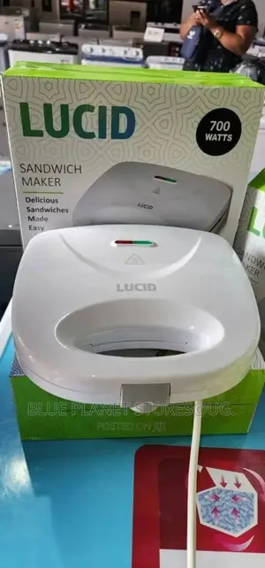 LUCID "2 Slices" Sandwich Makers \\ 700w \\ LST-1008-CB